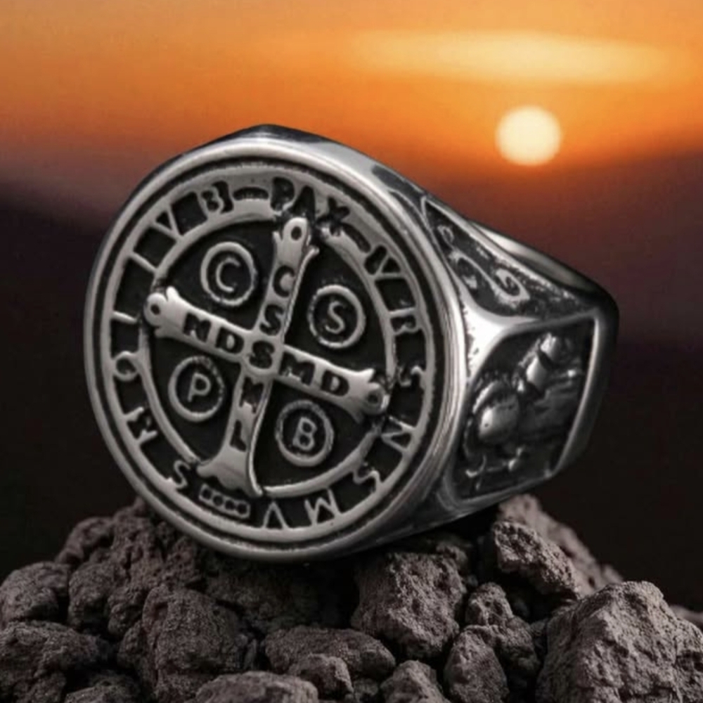 St. Benedicts 316L Stainless Steel Signet Ring Size 7
